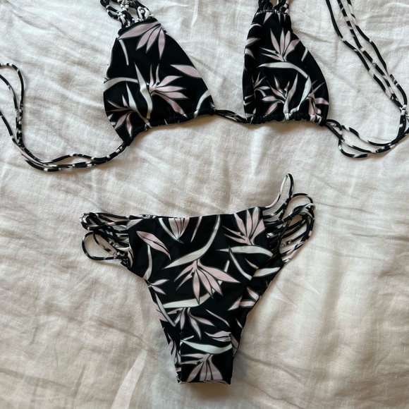 Mikoh Swimwear Set Bikini - Picture 2 of 2